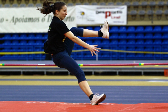 Imagem número 10 da galeria CNU Atletismo Pista Coberta