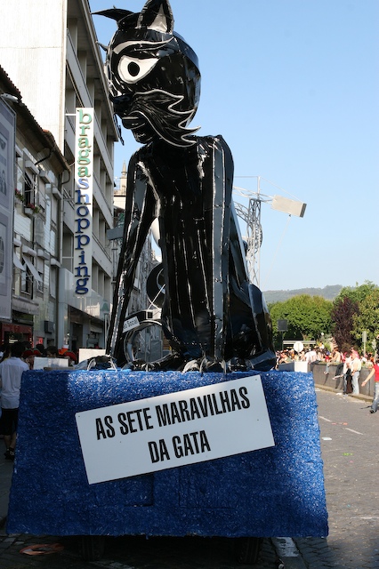 Imagem número 5 da galeria Cortejo