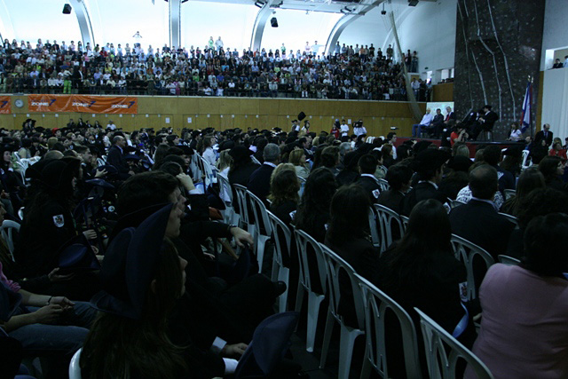 Imagem número 2 da galeria Imposição de Insígnias