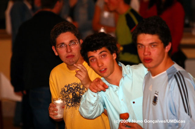 Imagem número 1 da galeria Jantar do Caloiro