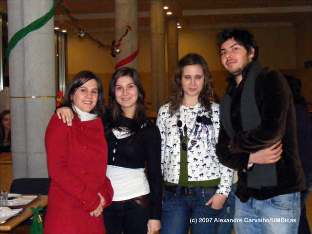 Imagem número 4 da galeria Jantar de Natal Educação