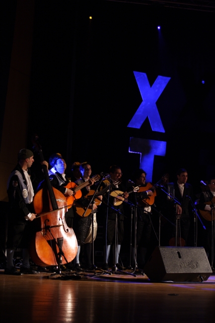 Imagem número 7 da galeria TROVAS