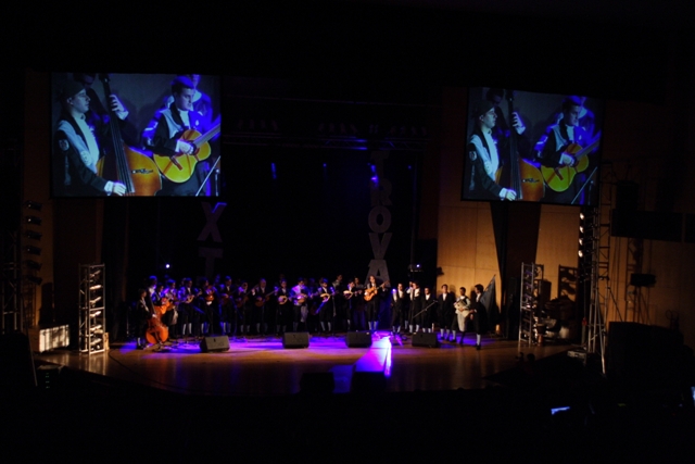 Imagem número 9 da galeria TROVAS