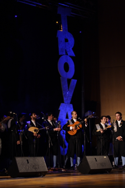 Imagem número 6 da galeria TROVAS