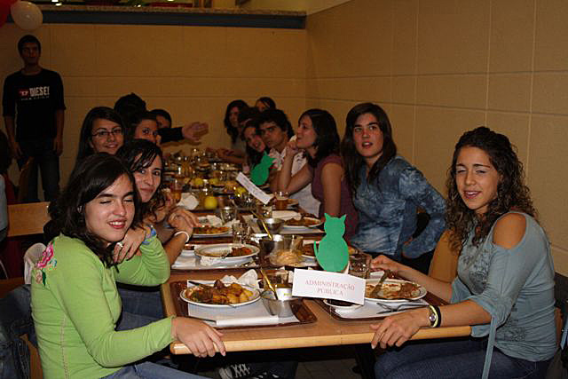 Imagem número 10 da galeria Jantar do Caloiro