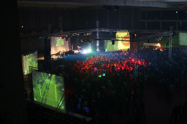 Imagem número 10 da galeria Recepção ao Caloiro