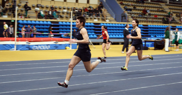 Imagem número 4 da galeria CNU Atletismo Pista Coberta