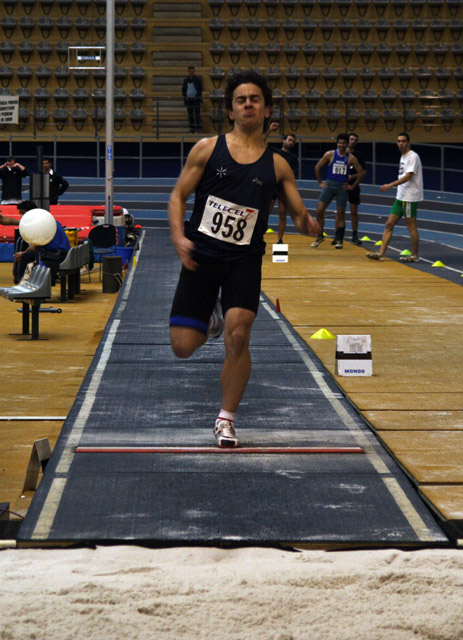 Imagem número 9 da galeria CNU Atletismo Pista Coberta