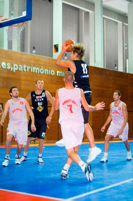 Imagem número 10 da galeria Europeu Universitário de Basquetebol