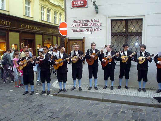 Imagem número 10 da galeria Agustuna visita Leste Europeu