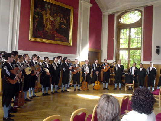 Imagem número 7 da galeria Agustuna visita Leste Europeu