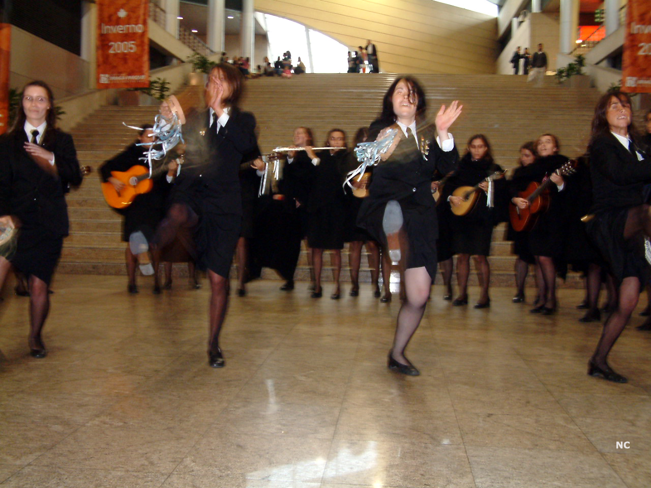 Imagem número 10 da galeria Trovas