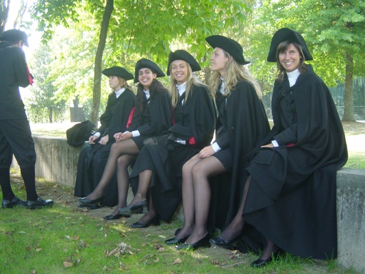 Imagem número 1 da galeria Caloiro de Molho