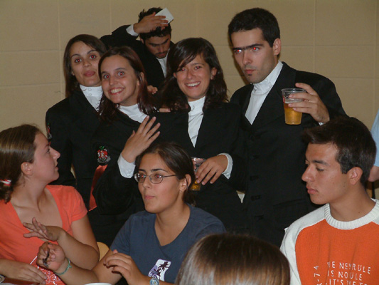 Imagem número 2 da galeria Jantar do Caloiro