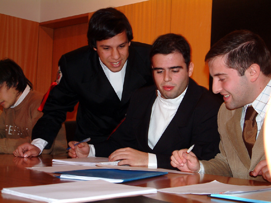 Imagem número 4 da galeria Tomada de posse AEDUM