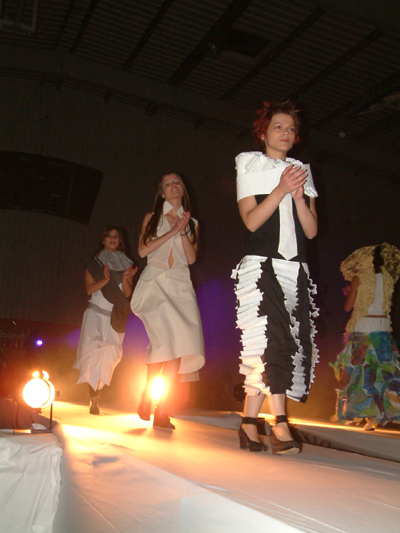 Imagem número 1 da galeria University Fashion