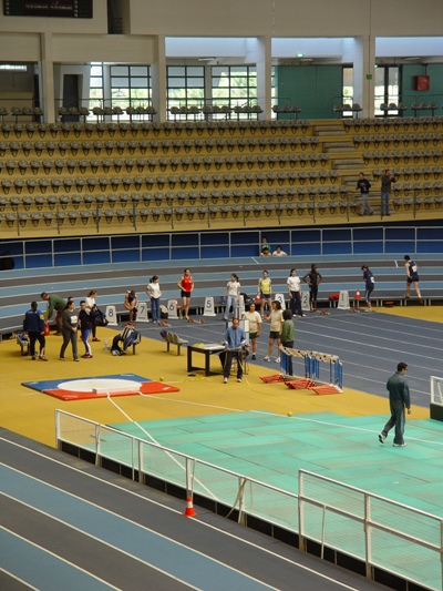 Imagem número 1 da galeria CNU Atletismo Pista Coberta