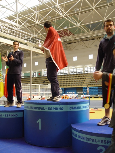 Imagem número 4 da galeria CNU Atletismo Pista Coberta