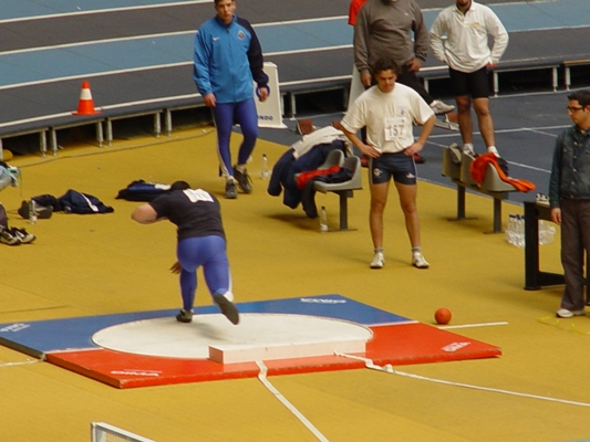 Imagem número 10 da galeria CNU Atletismo Pista Coberta
