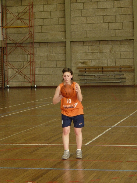 Imagem número 2 da galeria CNU Basquetebol F
