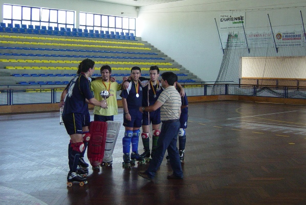 Imagem número 7 da galeria CNU Hóquei Patins