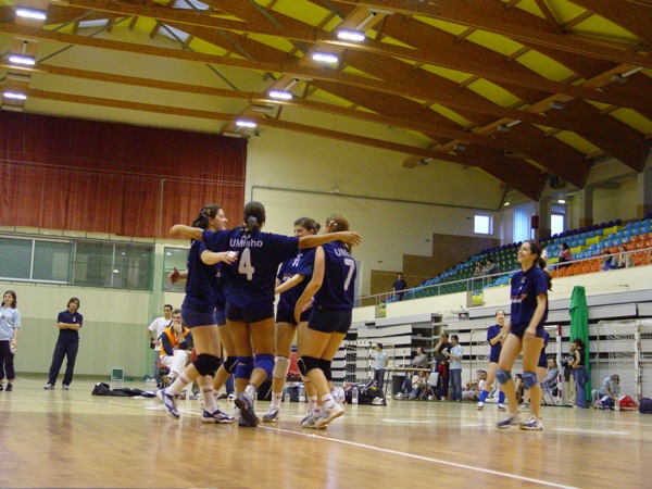 Imagem número 8 da galeria CNU Voleibol