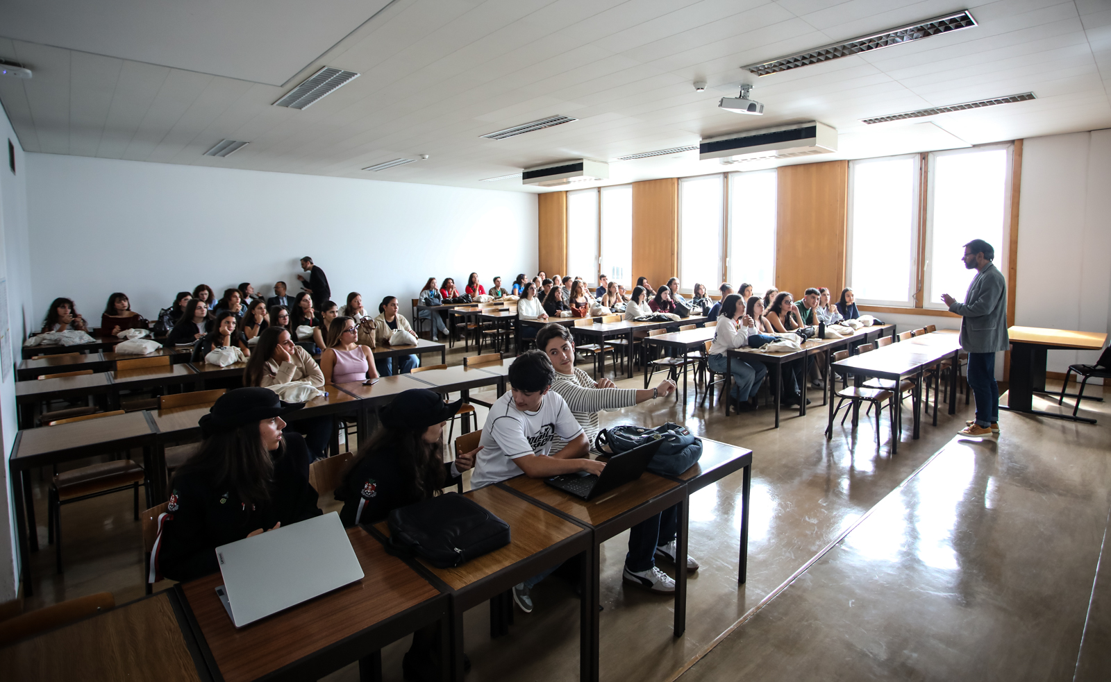 Imagem número 5 da galeria Recepção aos novos alunos nas Escolas