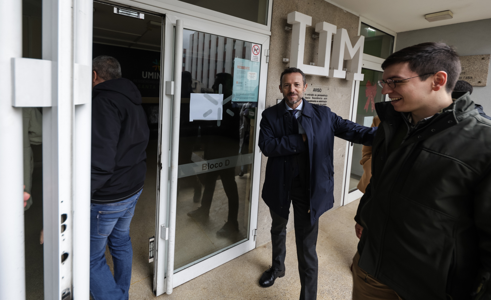 Imagem número 2 da galeria Reitor visita Residência de St Tecla