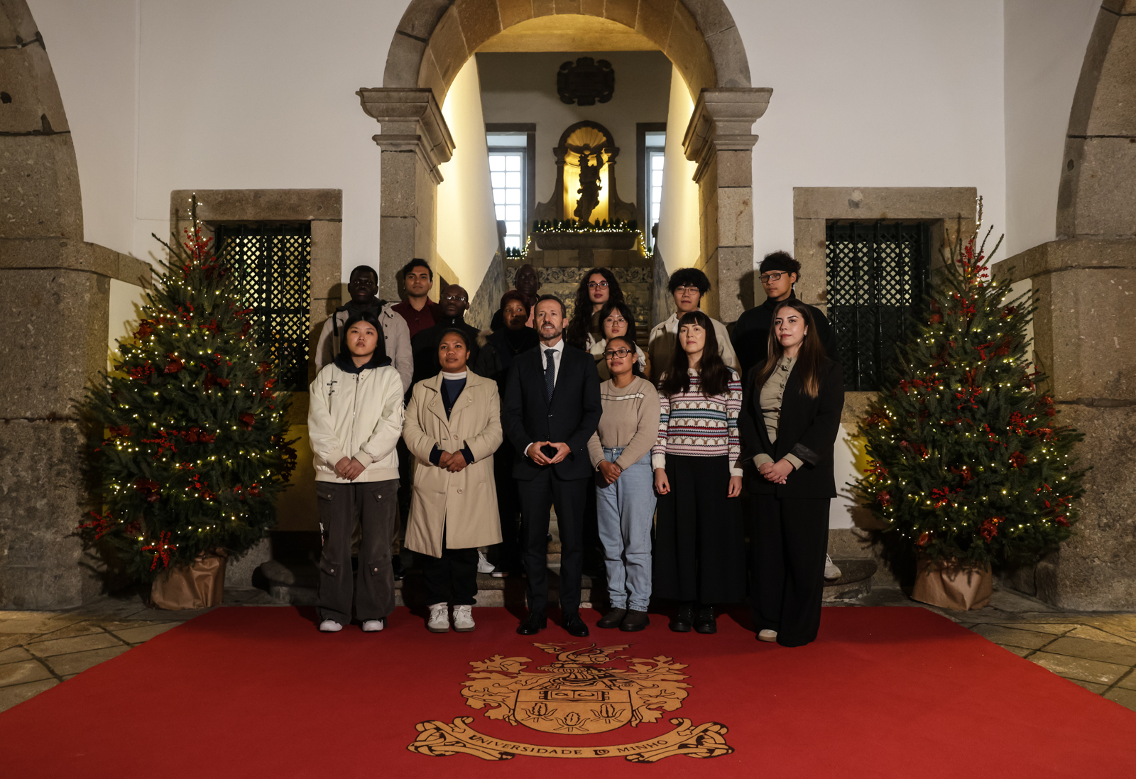 Imagem número 9 da galeria Mensagem Natal Reitor