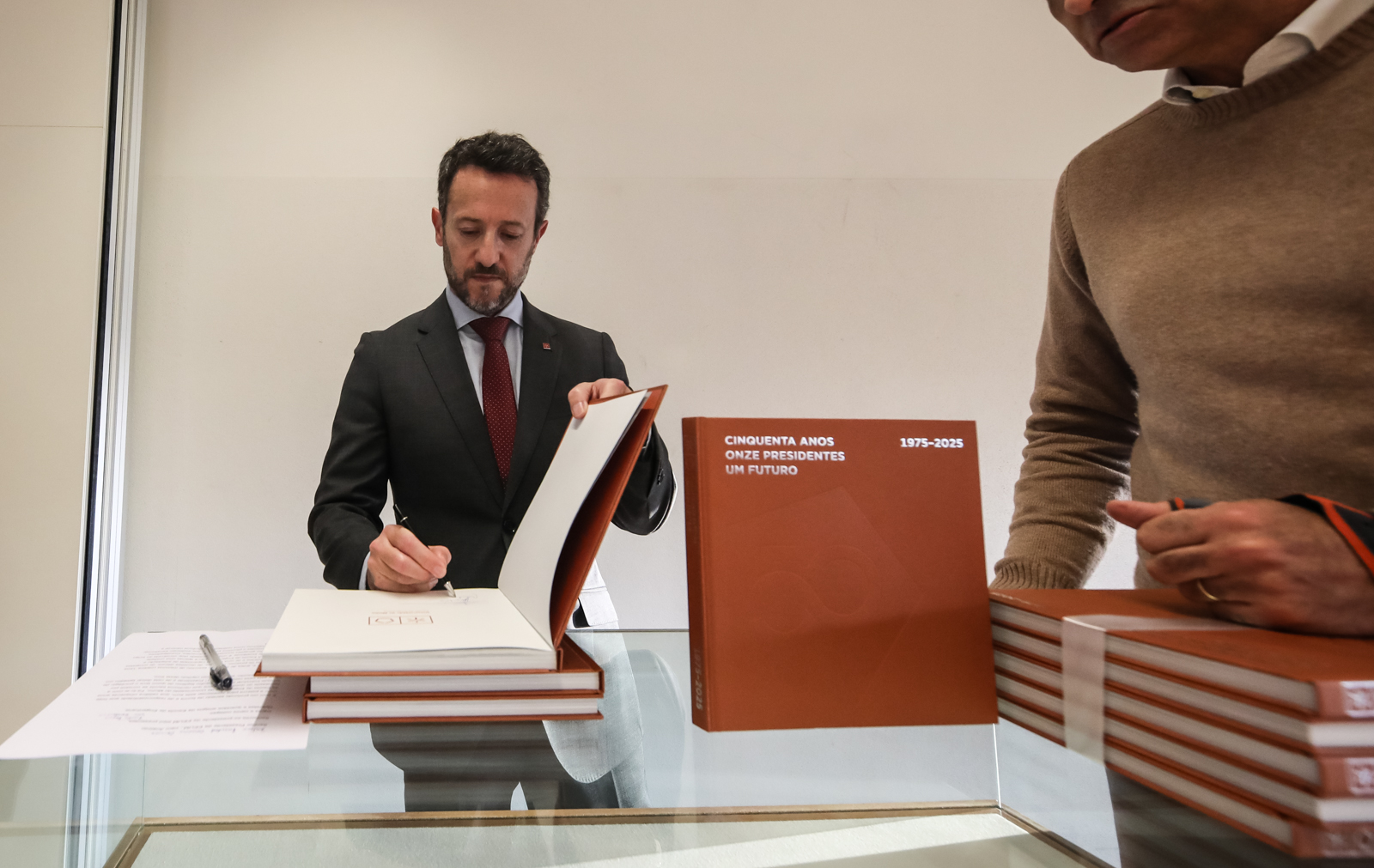 Imagem número 3 da galeria Apresentação do livro 50 Anos EEUM