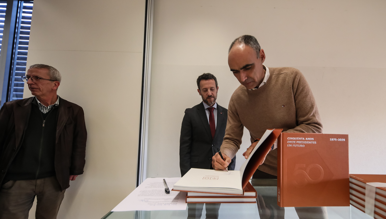 Imagem número 1 da galeria Apresentação do livro 50 Anos EEUM