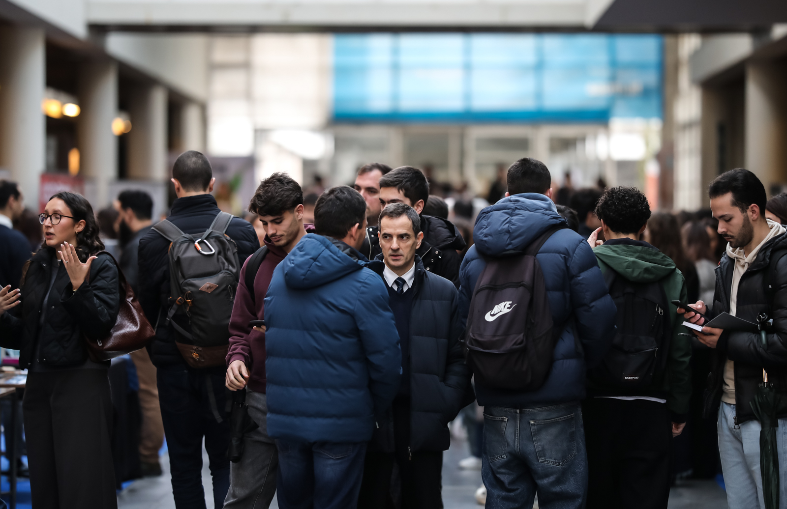 Imagem número 8 da galeria Feira de Emprego EEUM