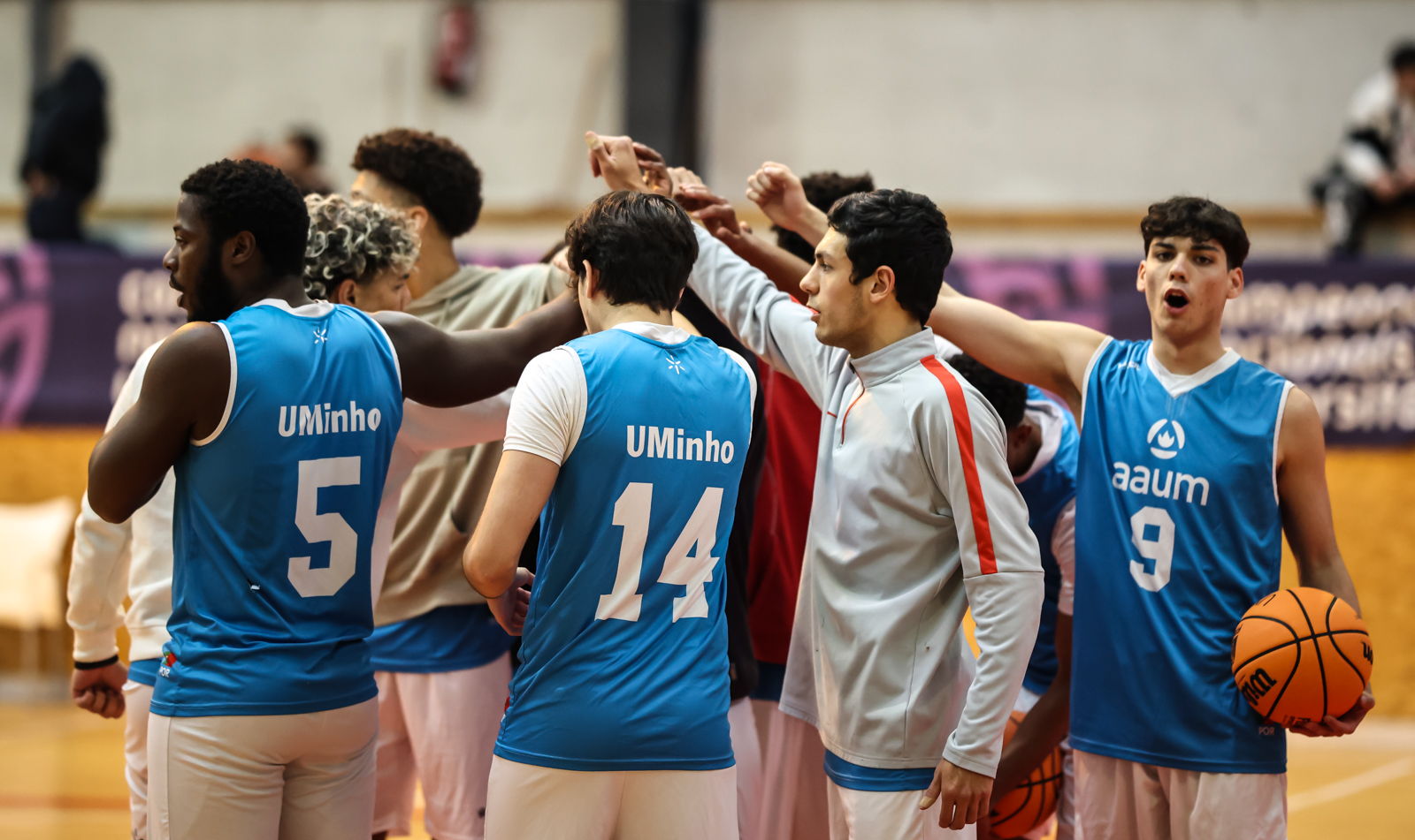 Imagem número 7 da galeria Torneio de Apuramento Basquetebol M