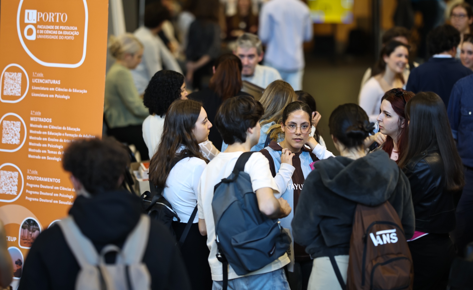 Imagem número 1 da galeria Feira de Mestrados e Pós-Graduações