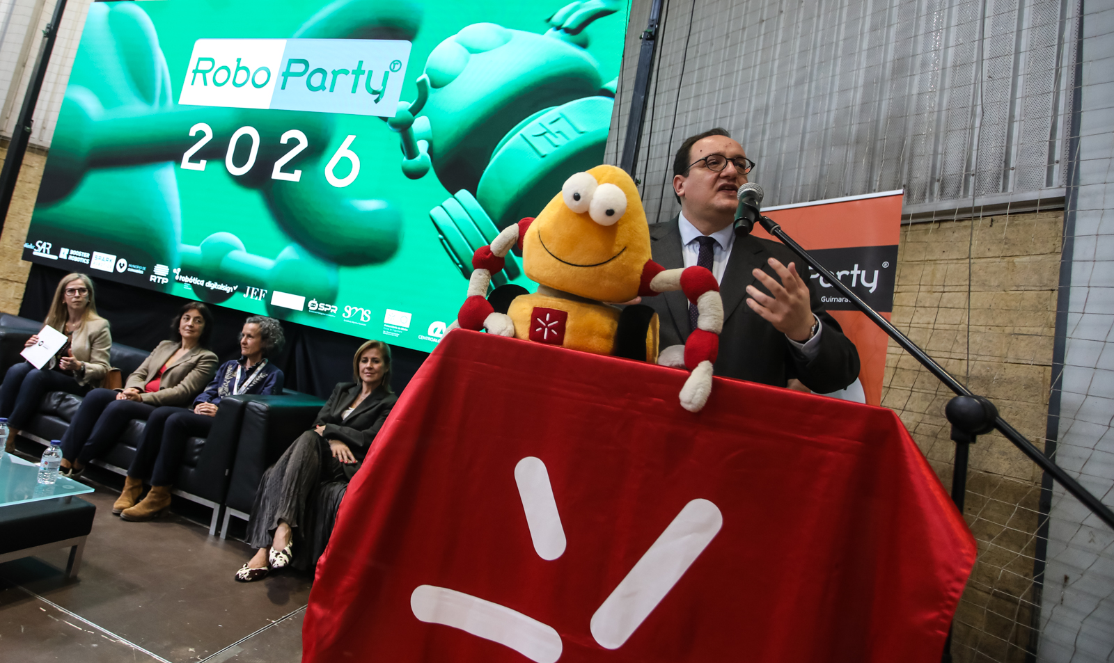 Imagem número 5 da galeria RoboParty