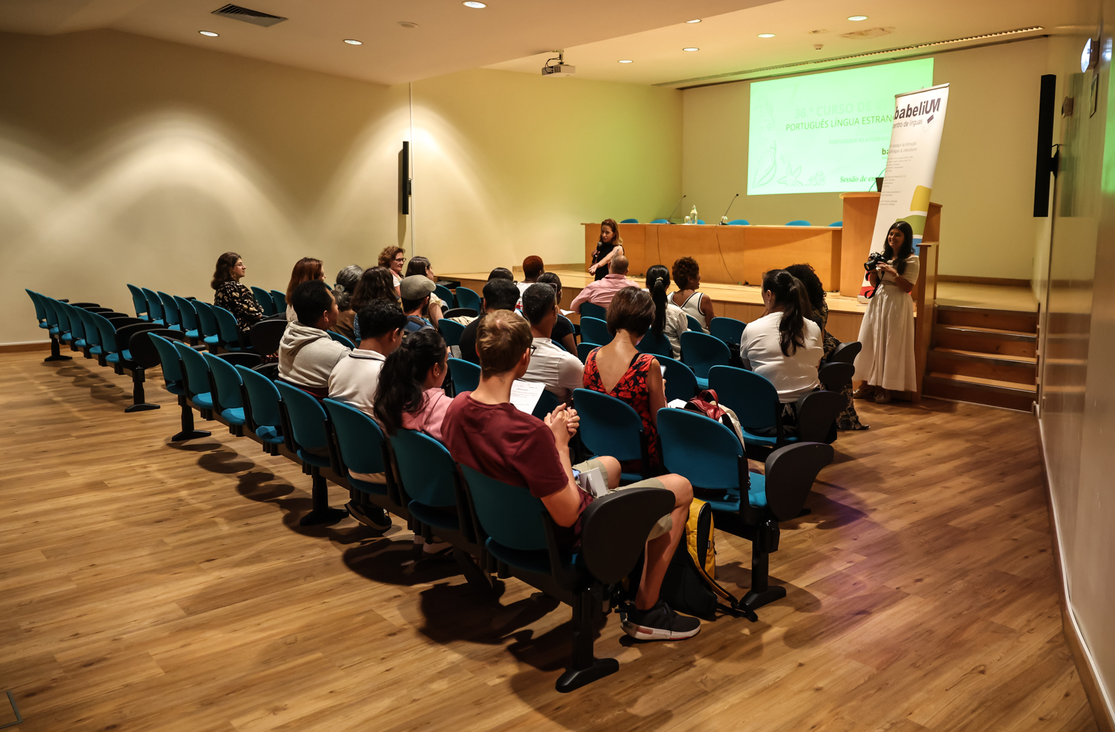 Imagem número 2 da galeria Cursos de Português Lingua Estrangeira