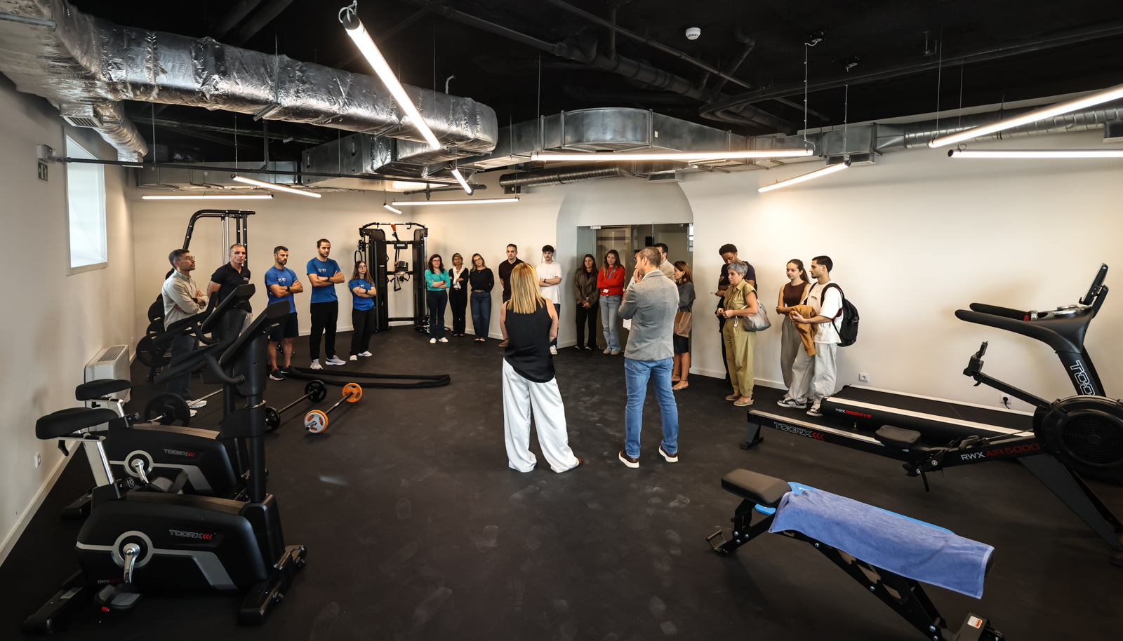 Imagem número 10 da galeria Inauguração da Box Residência Confiança